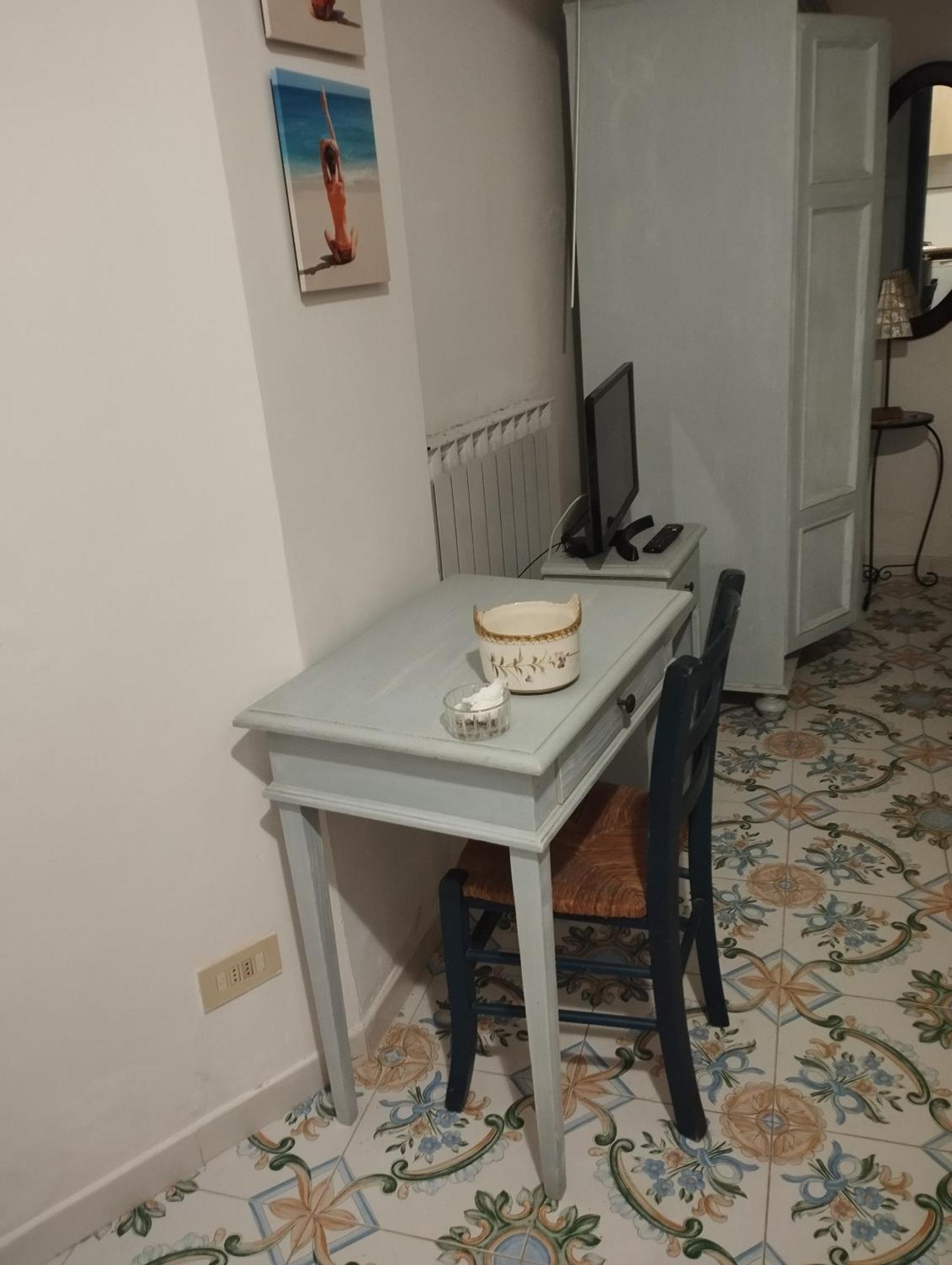 Monolocale Arredato Apartment *
